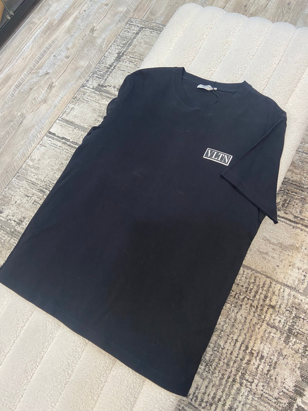 VALENTINO PATCH LOGO T-SHIRT