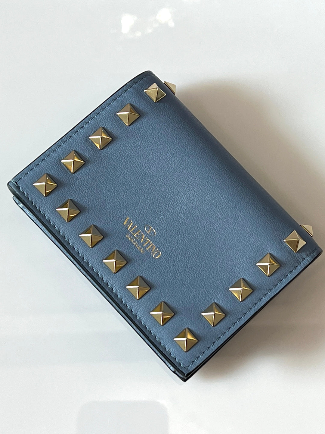 VALENTINO GARAVANI ROCKSTUD FRENCH WALLET