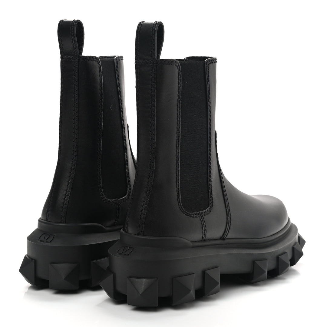 VALENTINO GARAVANI CALFSKIN LEATHER TRACKSTUD BOOTS