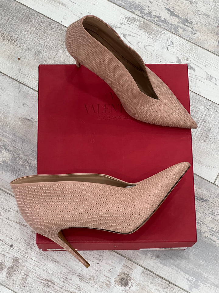 VALENTINO GARAVANI TEXTURED LEATHER PUMPS