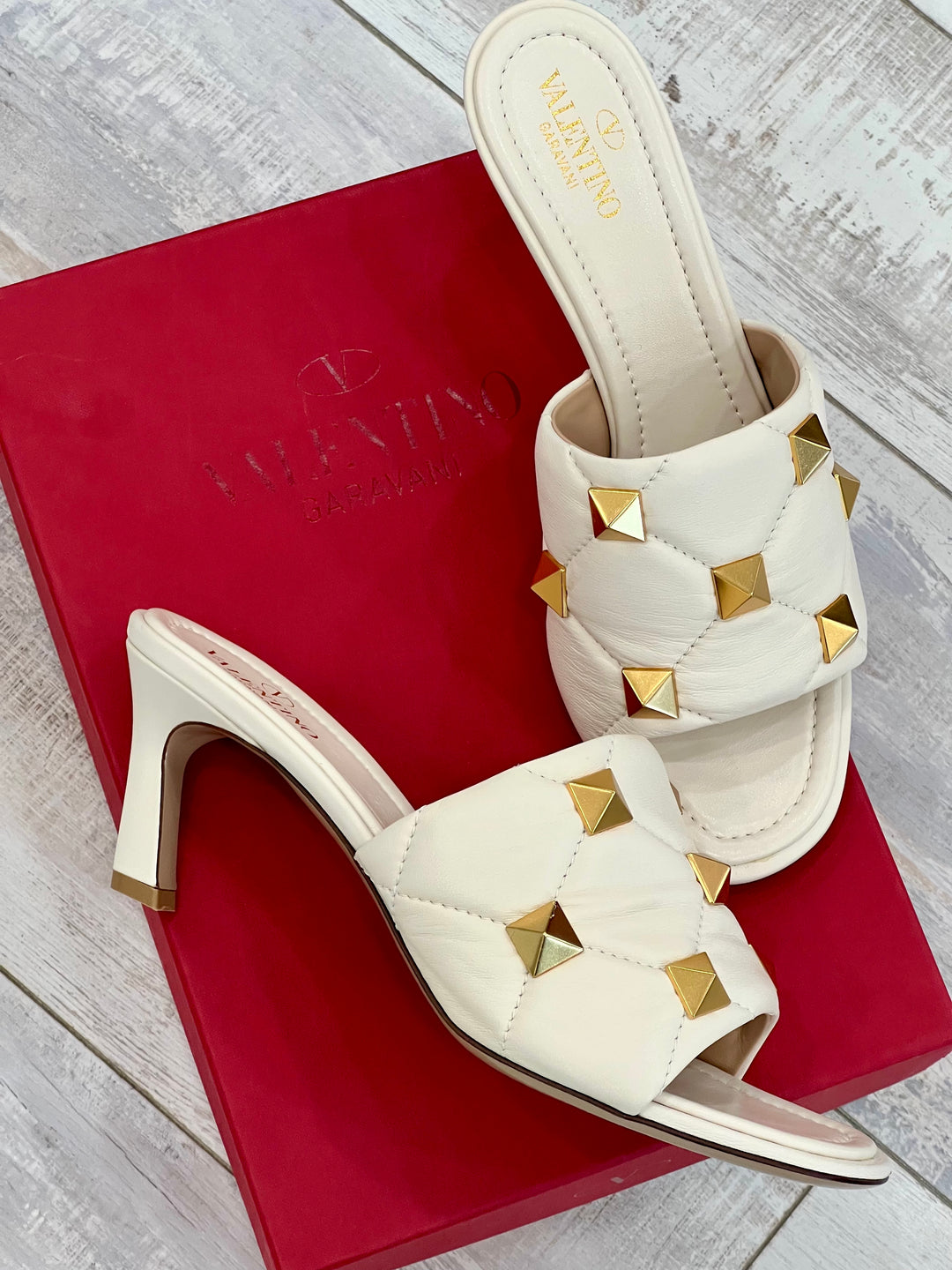 VALENTINO GARAVANI NAPPA QUILTED LEATHER ROMAN STUD MULES