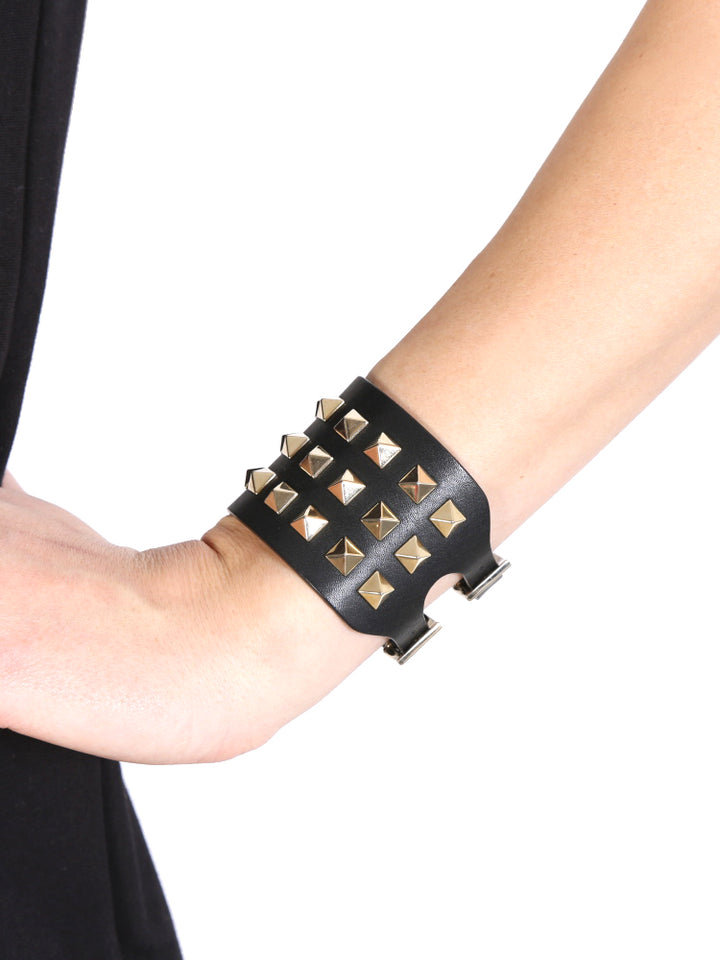 VALENTINO GARAVANI ROCKSTUD WIDE LEATHER BRACELET