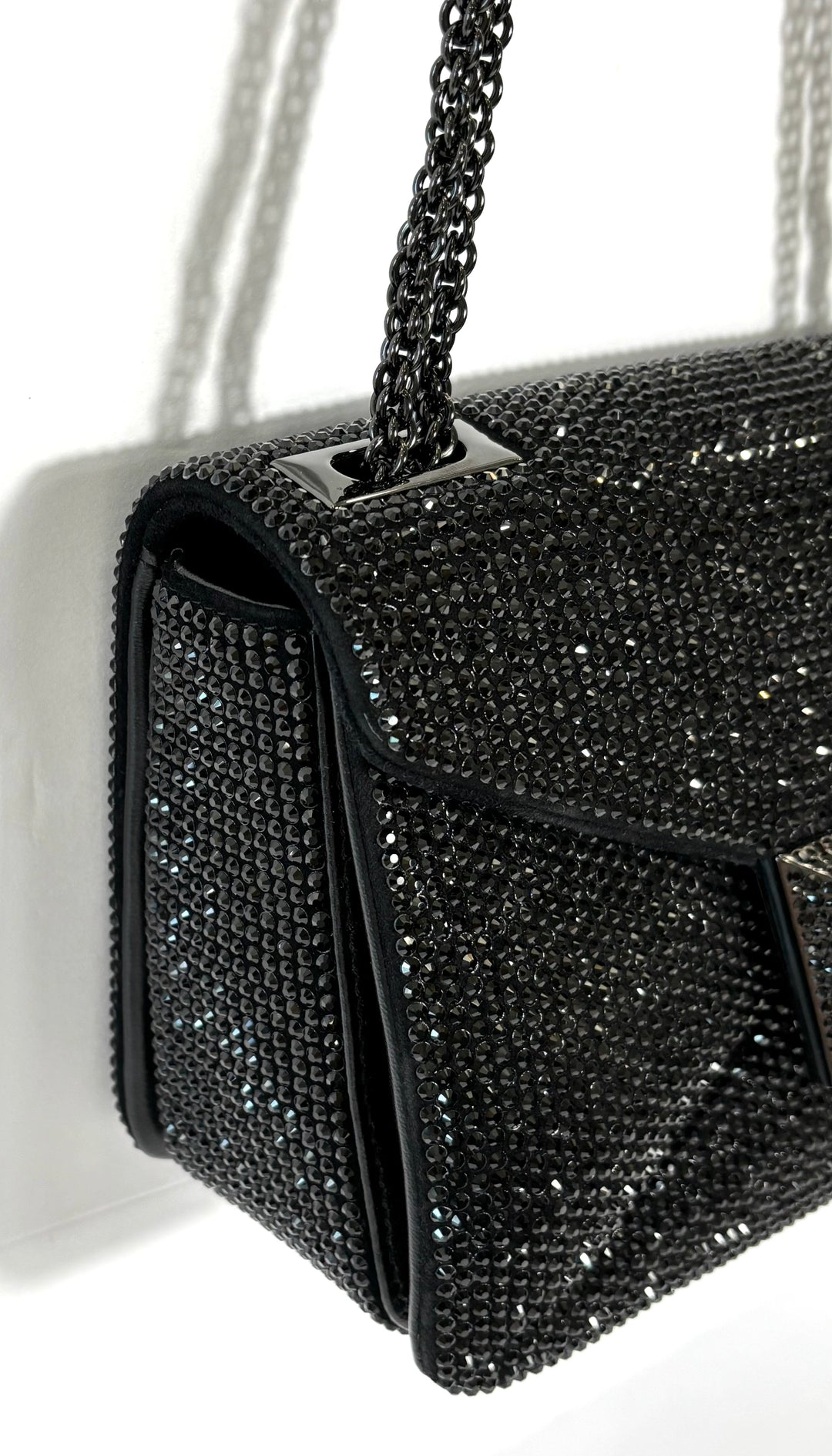 VALENTINO GARAVANI ONE STUD CRYSTAL EMBELLISHED SHOULDER BAG