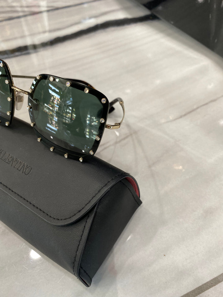 VALENTINO SUNGLASSES VA2052