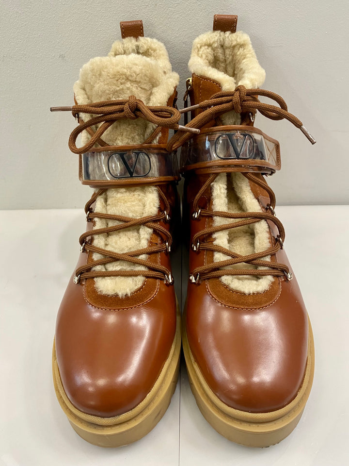 VALENTINO GARAVANI TREKKGIRL SHEARLING LINED LEATHER &amp; SUEDE BOOTS