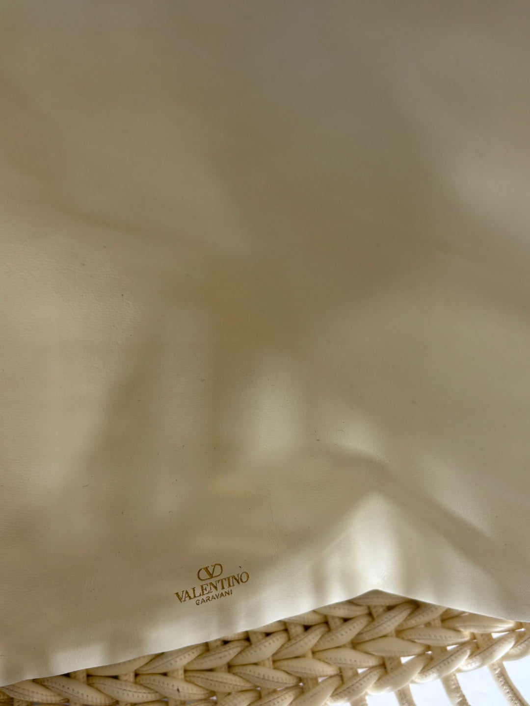 VALENTINO GARAVANI ALLKNOTS WOVEN LEATHER BAG