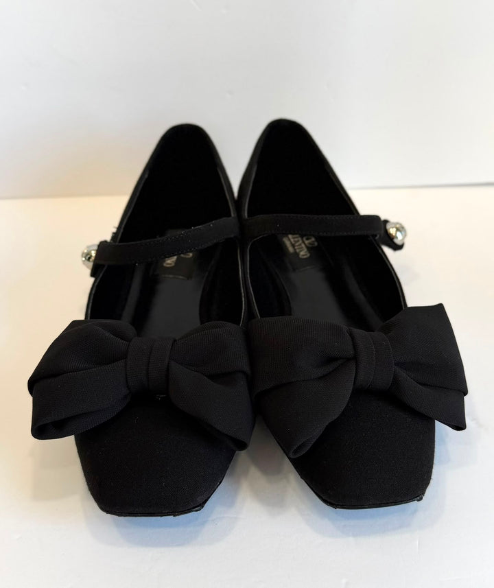 VALENTINO GARAVANI BOWJANE 20 CREPE MARY JANE PUMPS