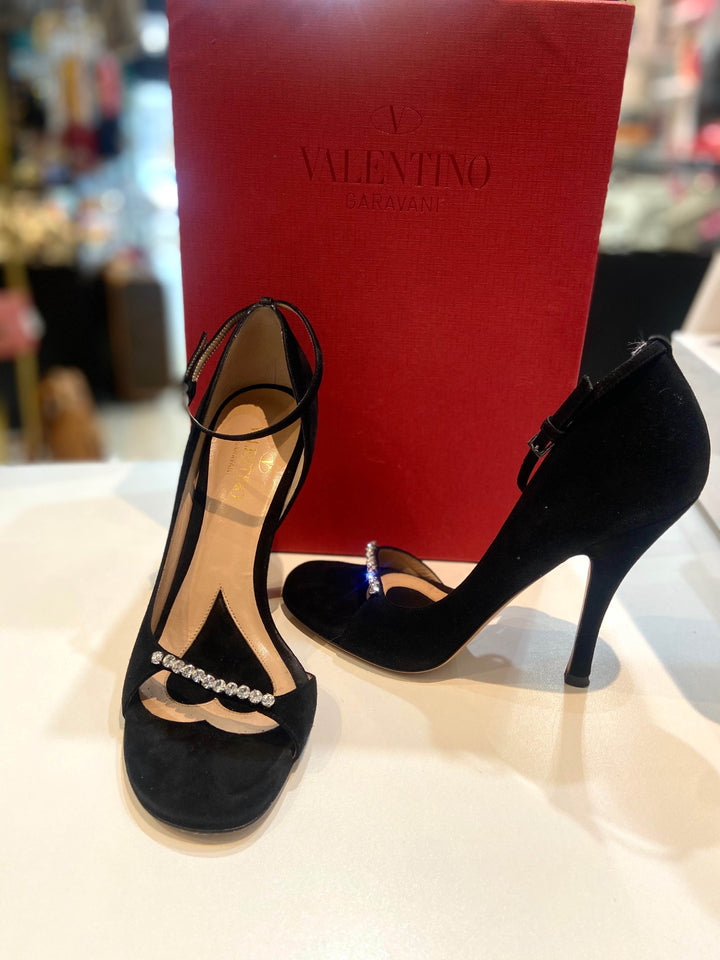 VALENTINO GARAVANI CRYSTAL SUEDE RINGTOES PUMPS