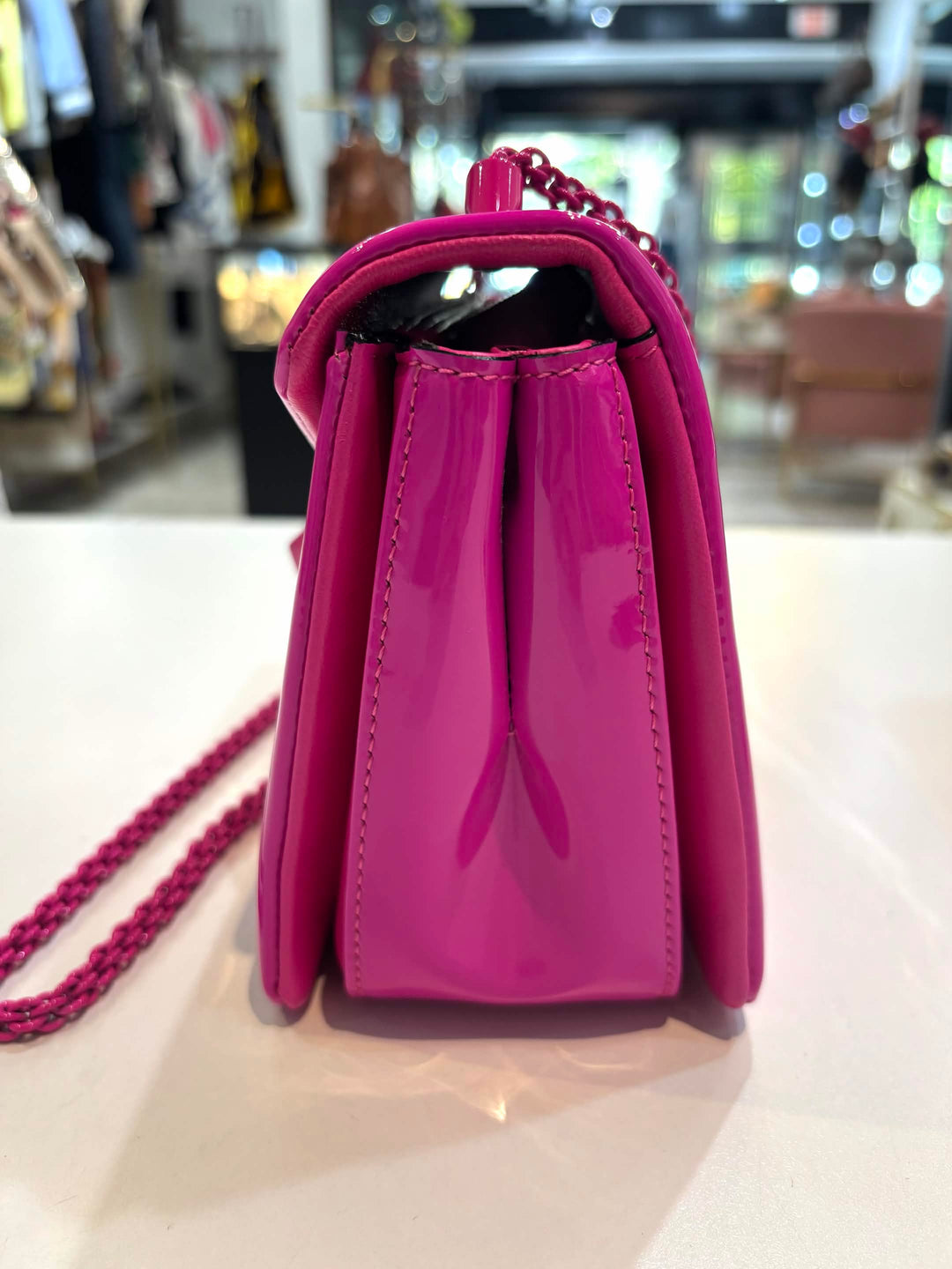 VALENTINO GARAVANI ONE STUD GLOSSY PATENT LEATHER BAG