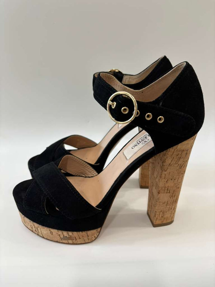 VALENTINO GARAVANI PLATFORM CRISS CROSS HEELED SANDALS