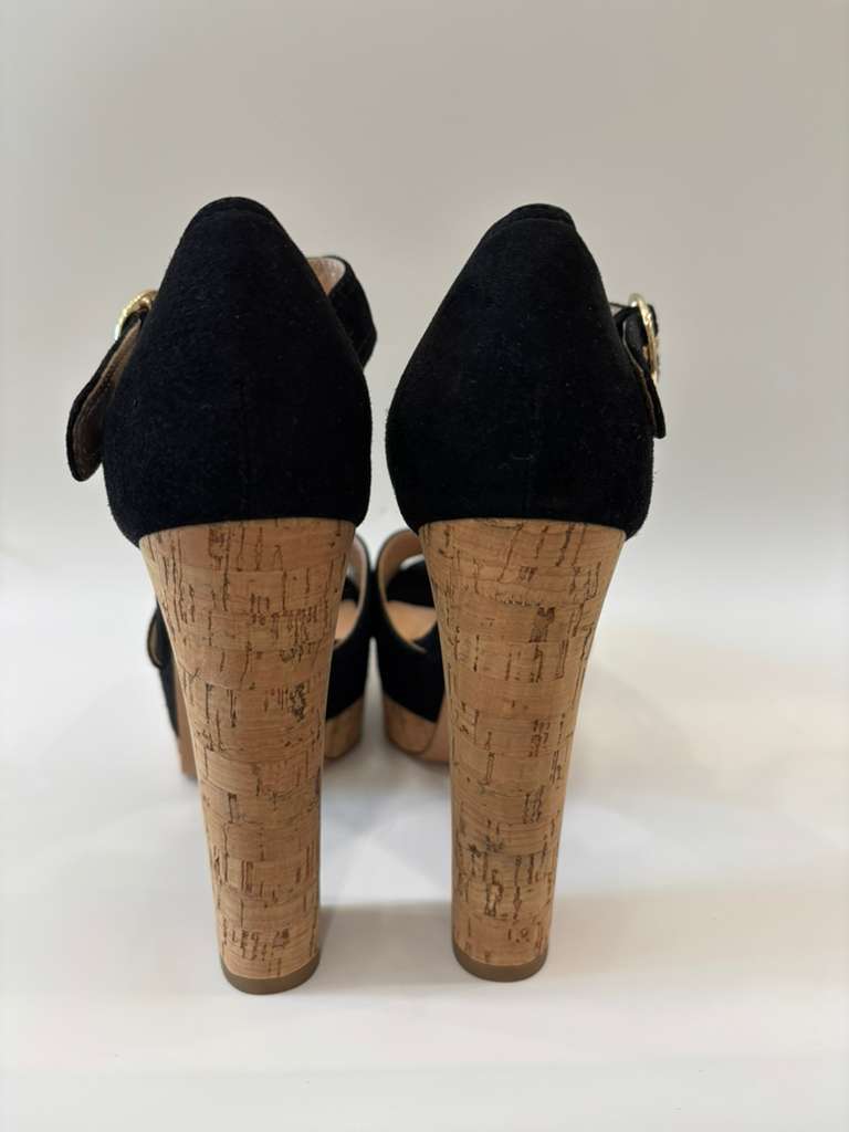 VALENTINO GARAVANI PLATFORM CRISS CROSS HEELED SANDALS