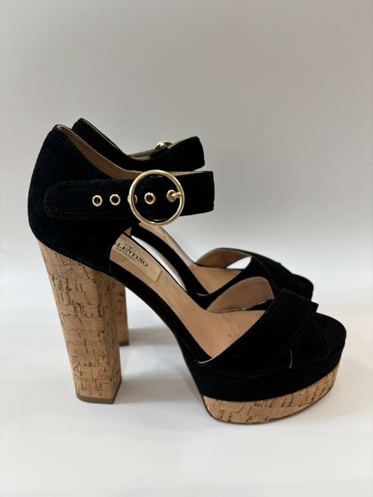 VALENTINO GARAVANI PLATFORM CRISS CROSS HEELED SANDALS