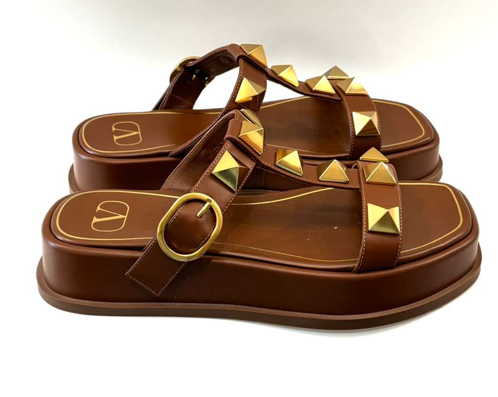 VALENTINO GARAVANI ROMAN STUD CALFSKIN LEATHER MULES