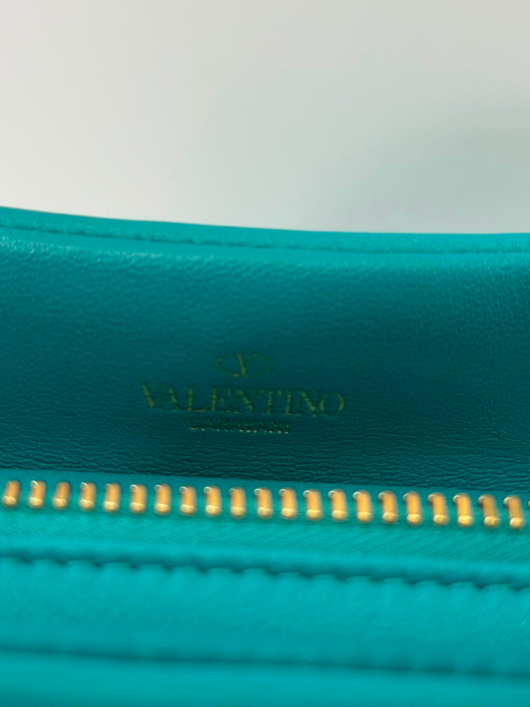 VALENTINO GARAVANI SMALL ROMAN ONE STUD NAPPA LEATHER TOTE BAG