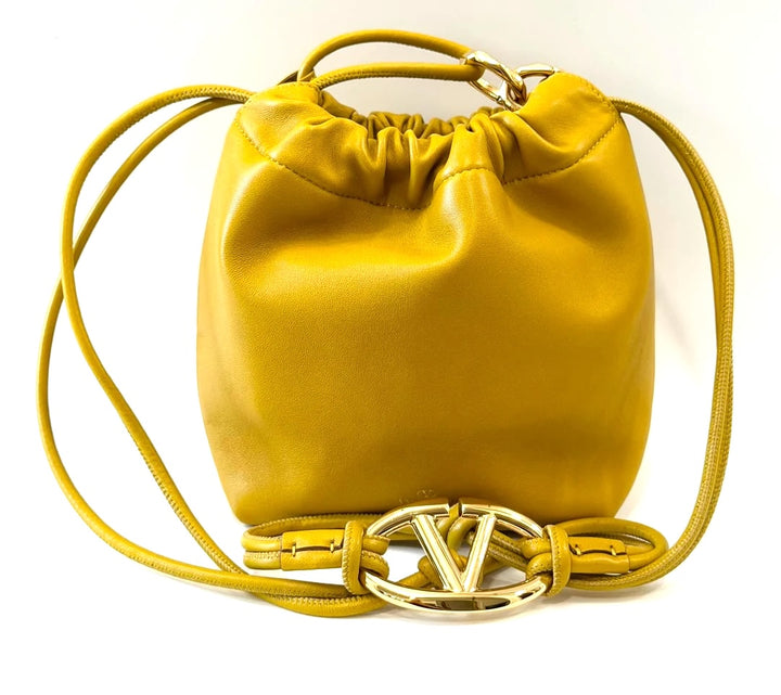 VALENTINO GARAVANI VLOGO MINI POUF NAPPA LEATHER BUCKET BAG