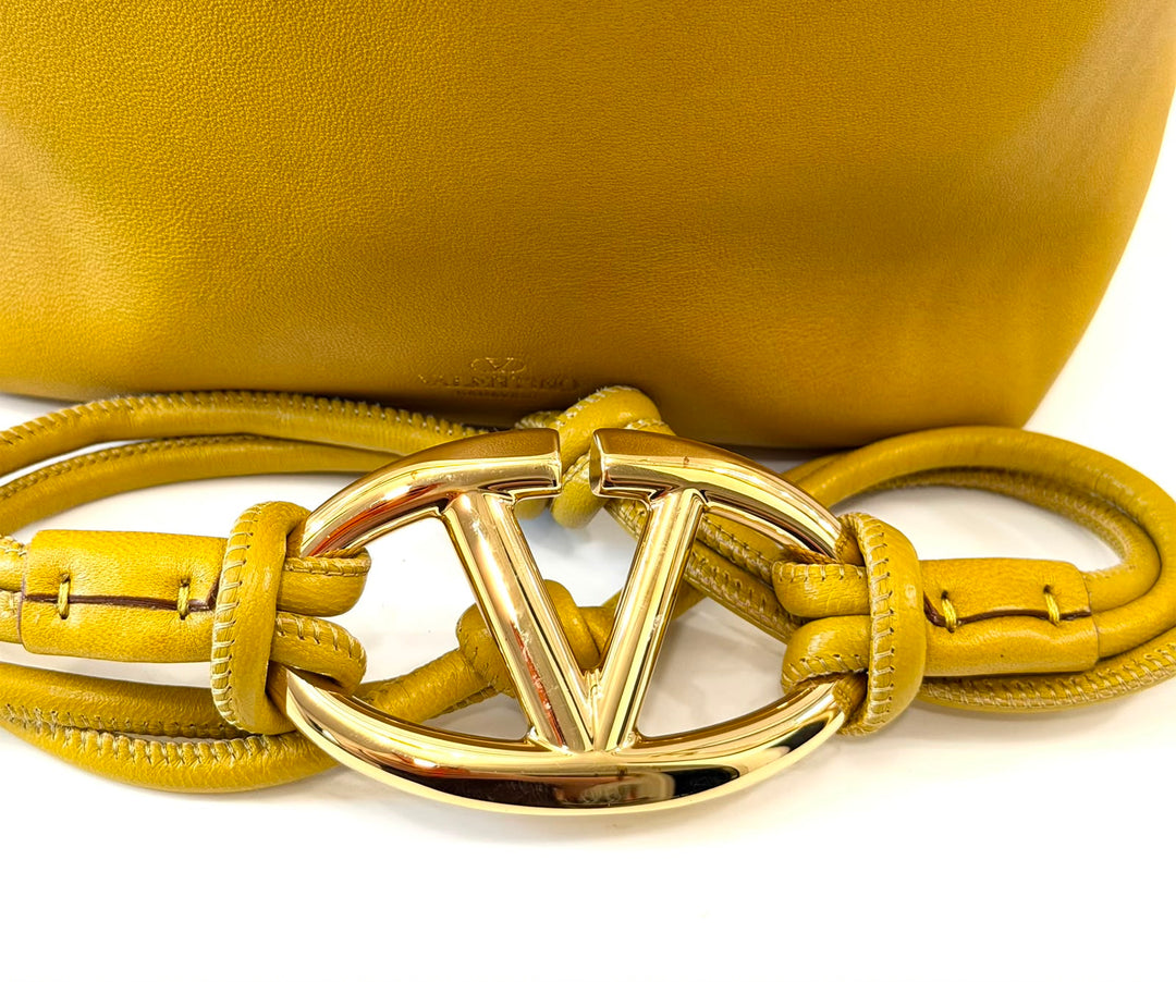 VALENTINO GARAVANI VLOGO MINI POUF NAPPA LEATHER BUCKET BAG