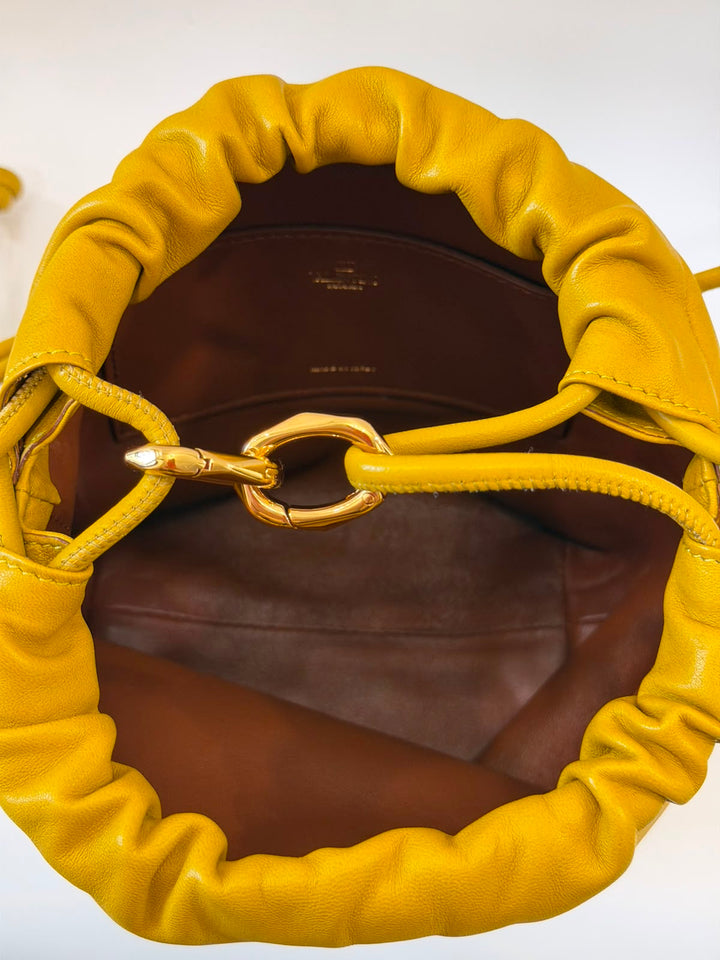 VALENTINO GARAVANI VLOGO MINI POUF NAPPA LEATHER BUCKET BAG