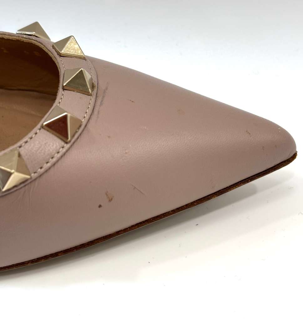VALENTINO ROCKSTUD CALFSKIN LEATHER PUMPS