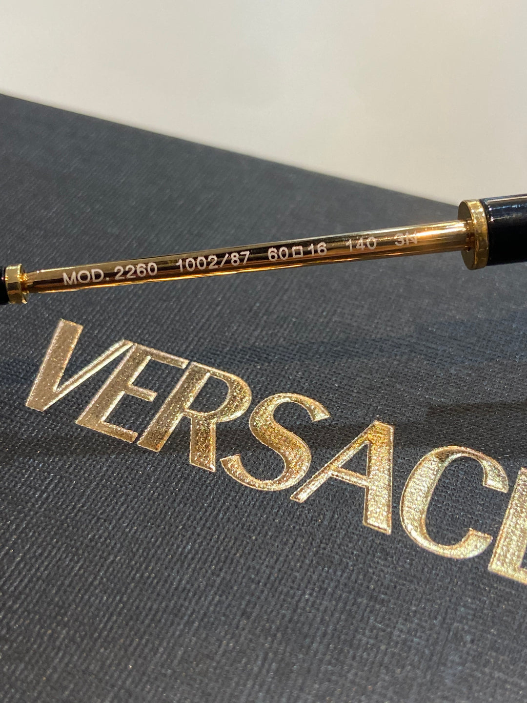VERSACE MEDUSA ROLER AVIATOR UNISEX SUNGLASSES