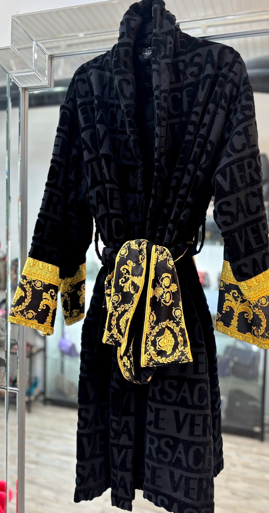 VERSACE I HEART BAROQUE UNISEX BATHROBE