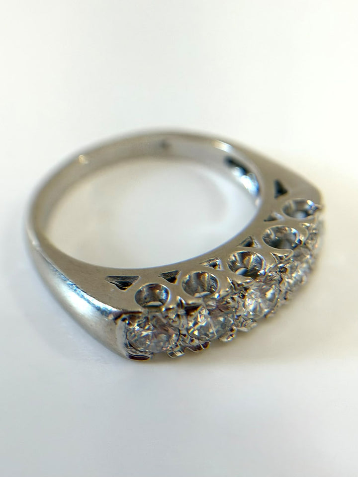 VINTAGE 14K WHITE GOLD FIVE-DIAMOND 1 CT RING