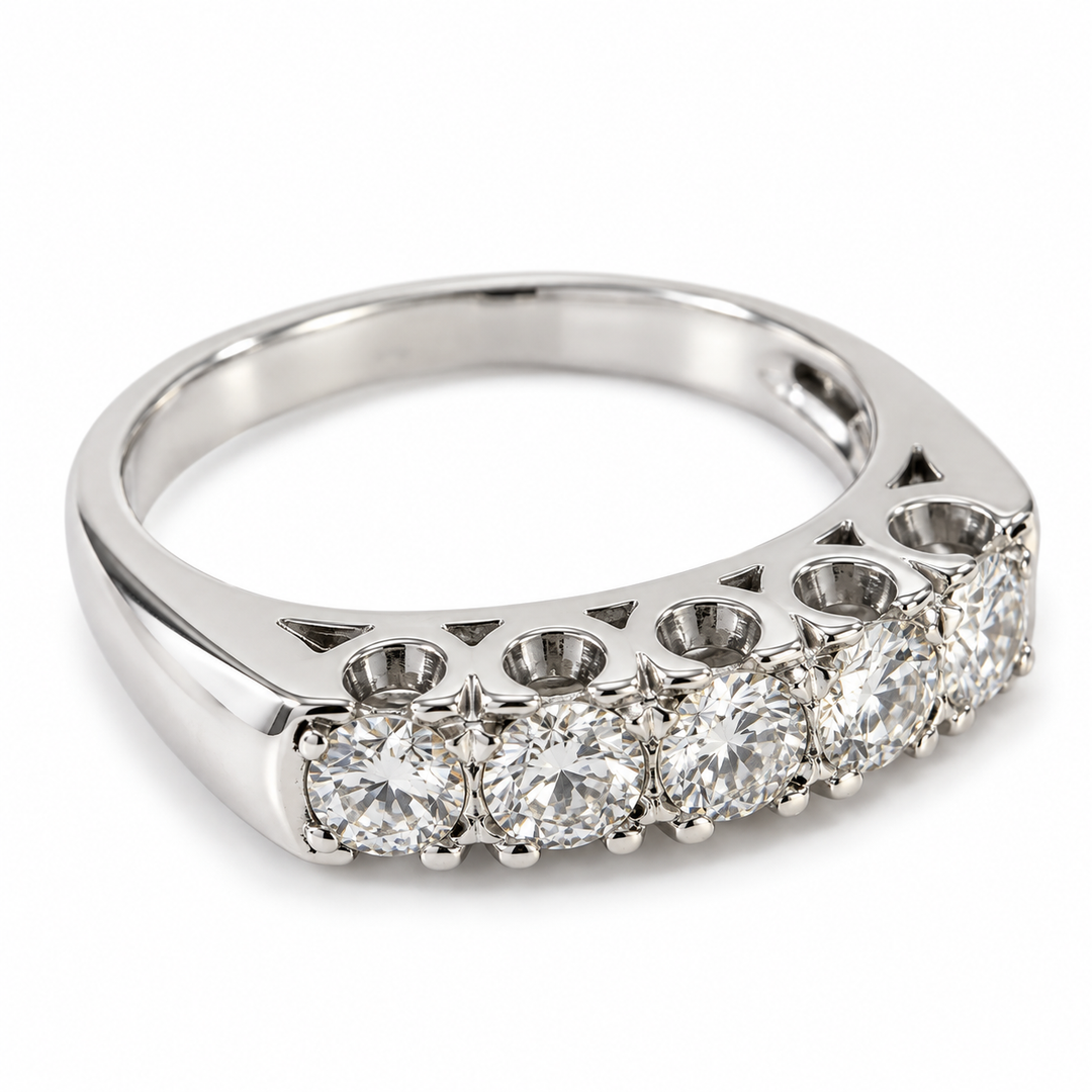 VINTAGE 14K WHITE GOLD FIVE-DIAMOND 1 CT RING