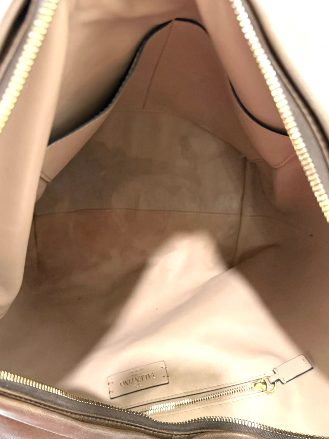 VALENTINO GARAVANI ROCKSTUD CALFSKIN LEATHER HOBO BAG