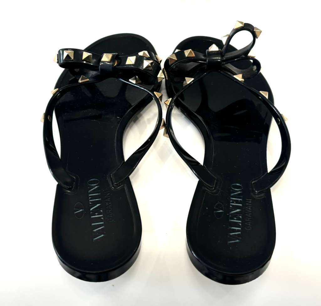 VALENTINO ROCKSTUD BOW PVC THONG SANDAL MULES