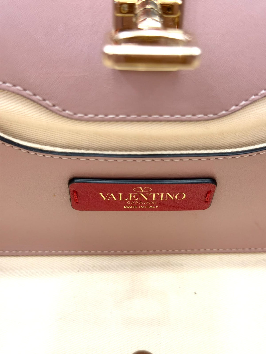 VALENTINO GARAVANI ROCKSTUD JOYLOCK SMALL CALFSKIN SHOULDER BAG