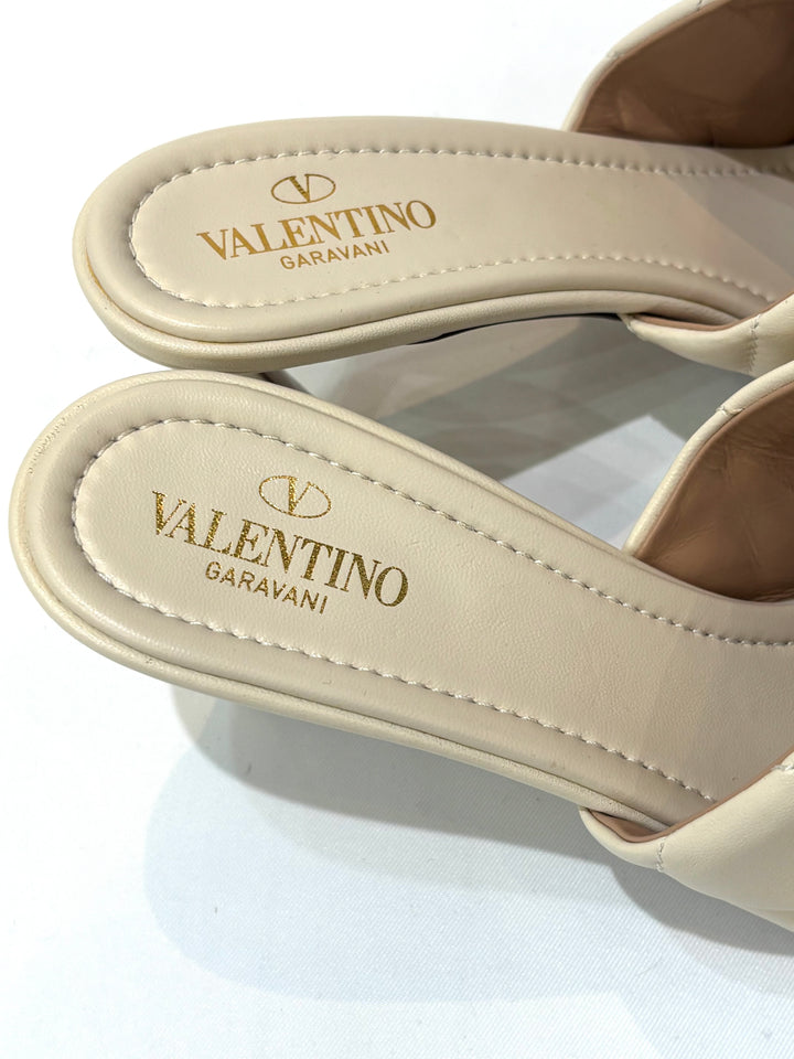 VALENTINO GARAVANI NAPPA QUILTED LEATHER ROMAN STUD MULES
