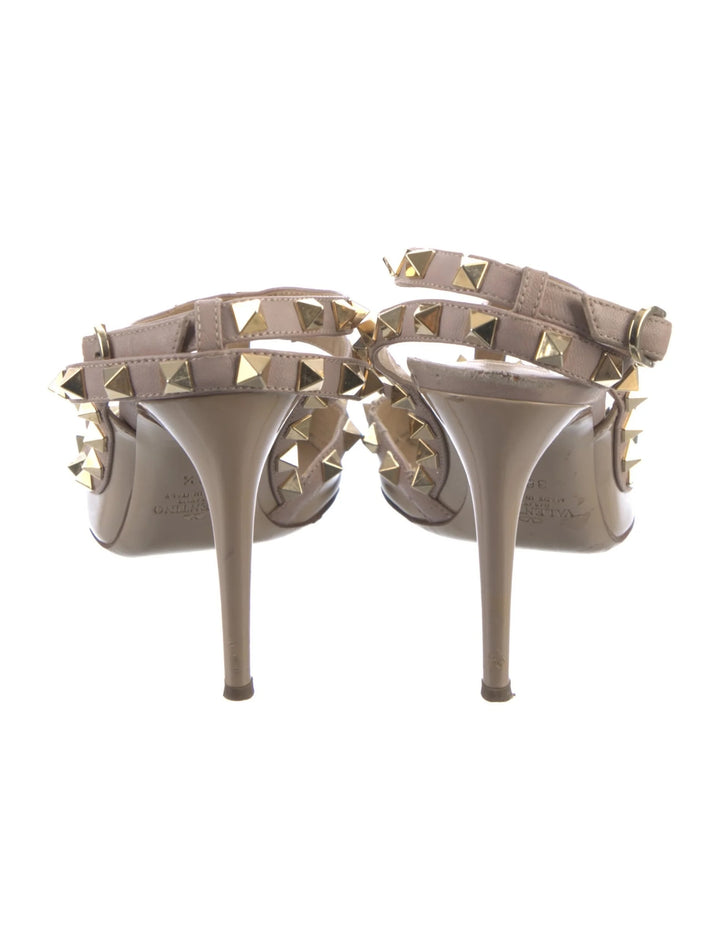 VALENTINO GARAVANI ROCKSTUD ACCENTS PATENT LEATHER PUMPS