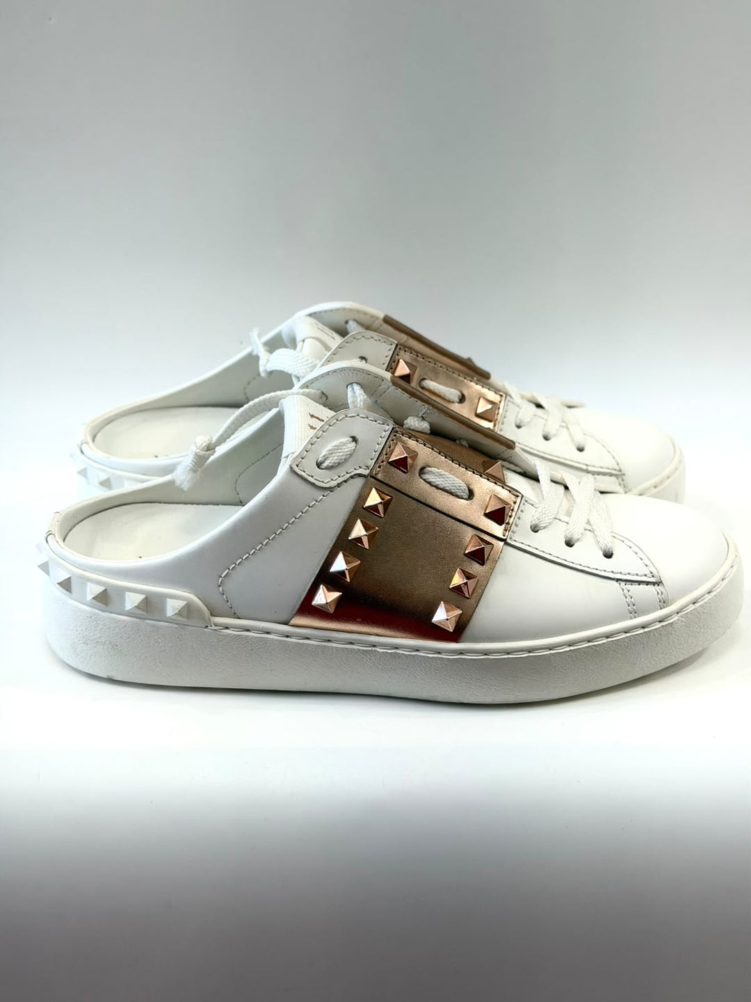 VALENTINO GARAVANI ROCKSTUD CALFSKIN LEATHER SLIDE SNEAKERS