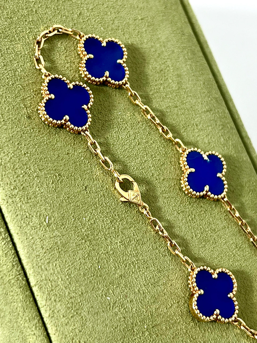 VAN CLEEF &amp; ARPELS 18K GOLD 5 MOTIFS BLUE AGATE STONE ALHAMBRA BRACELET