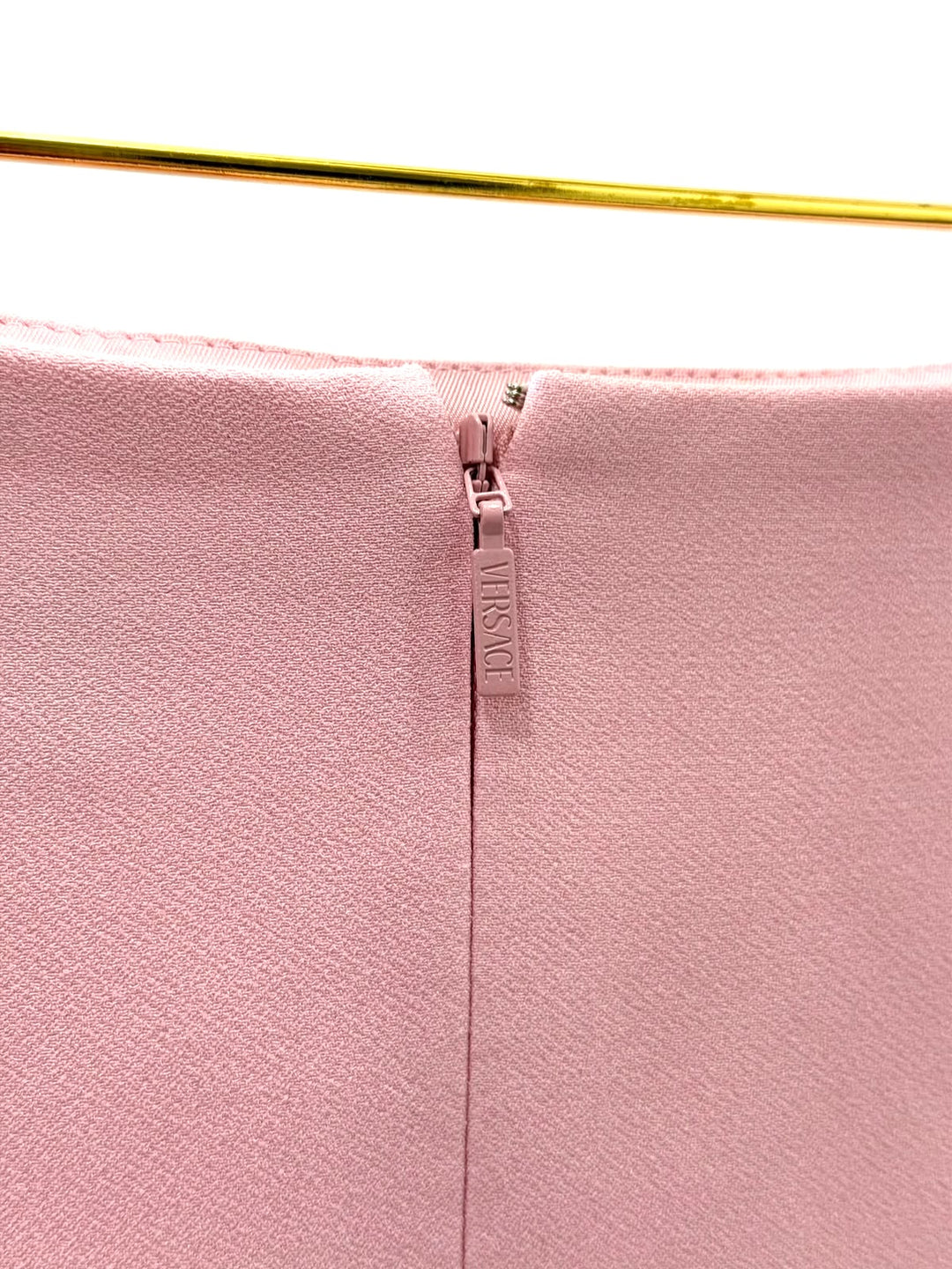 VERSACE VISCOSE BLEND LA MEDUSA BELTED JERSEY MINI SKIRT