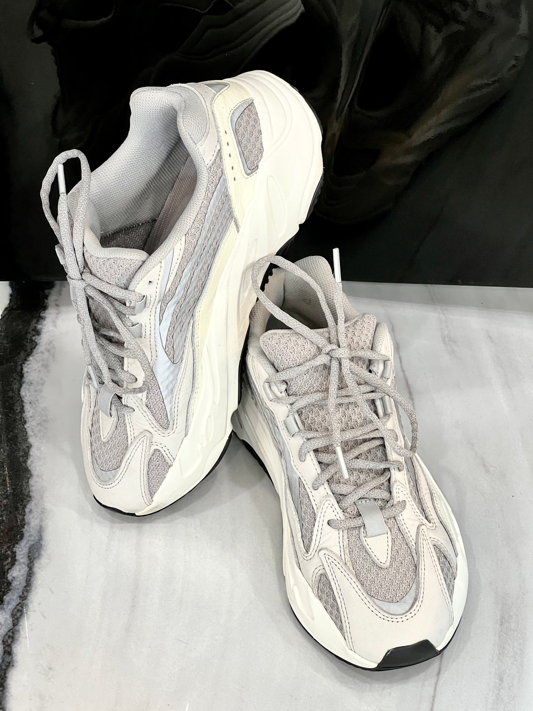 ADIDAS X YEEZY BOOST 700 V2 STATIC SNEAKERS