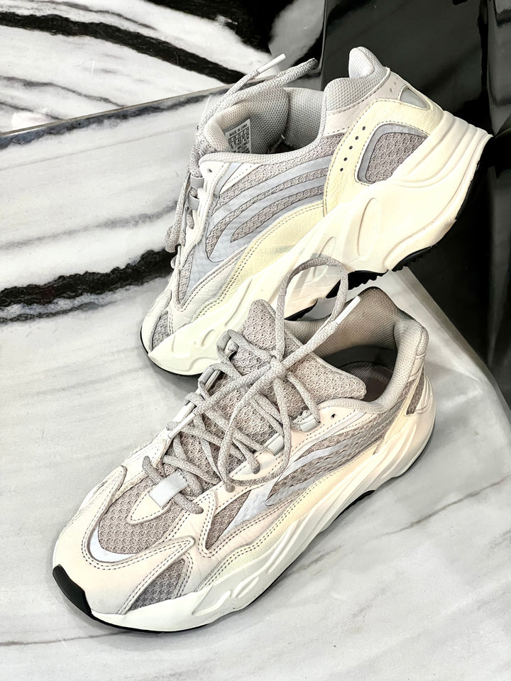 Adidas Sneaker Adidas Yeezy Boost 700 V2 Dames Zilver Akshaya