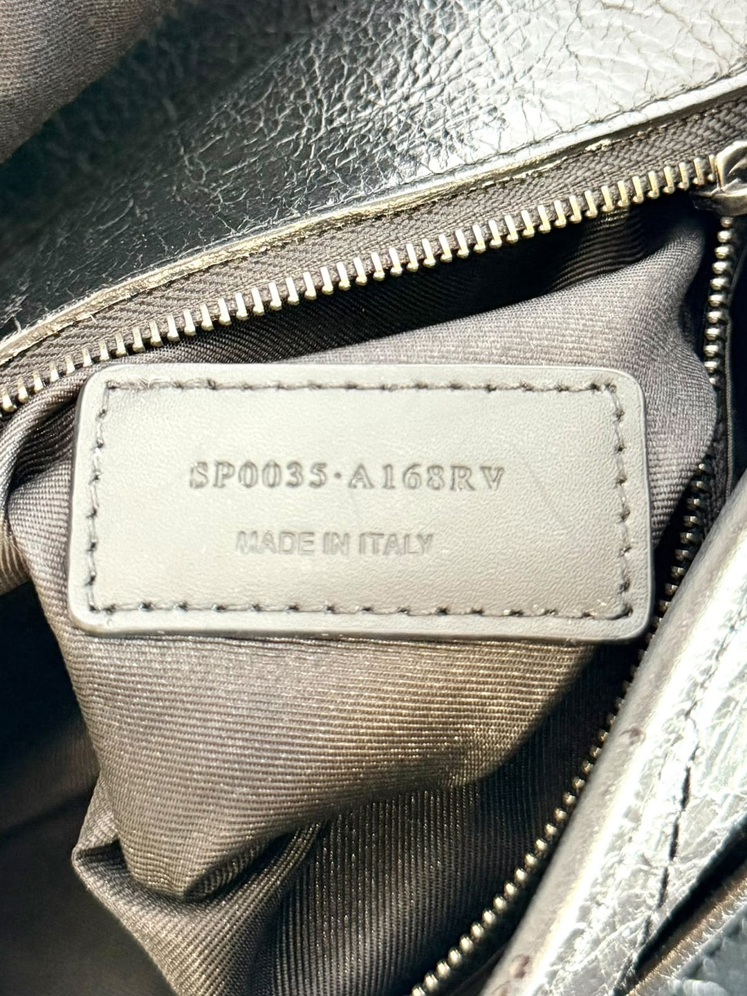 YSL CRINKLED LEATHER MEDIUM NIKI SHOULDER BAG
