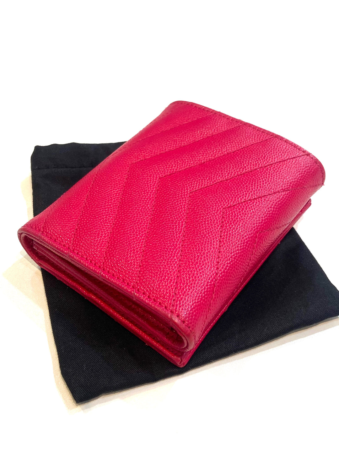 YSL GRAIN DE POUDRE MATELASSE CHEVRON MONOGRAM SMALL WALLET