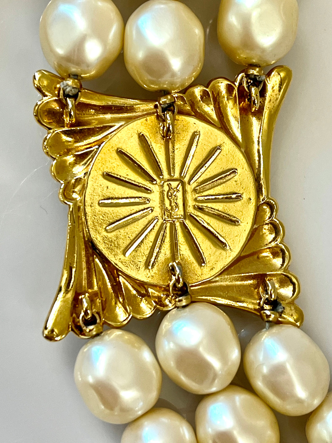 YVES SAINT LAURENT VINTAGE PEARL NECKLACE