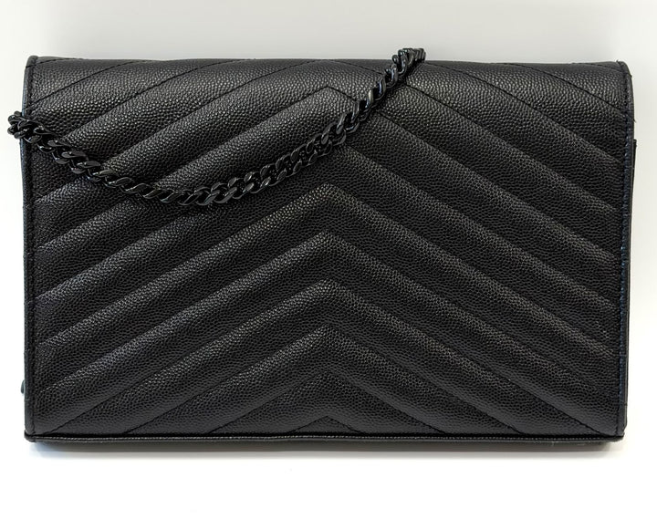 YVES SAINT LAURENT GRAIN DE POUDRE MATELASSE CHEVRON MONOCHROME ENVELOPE CHAIN WALLET