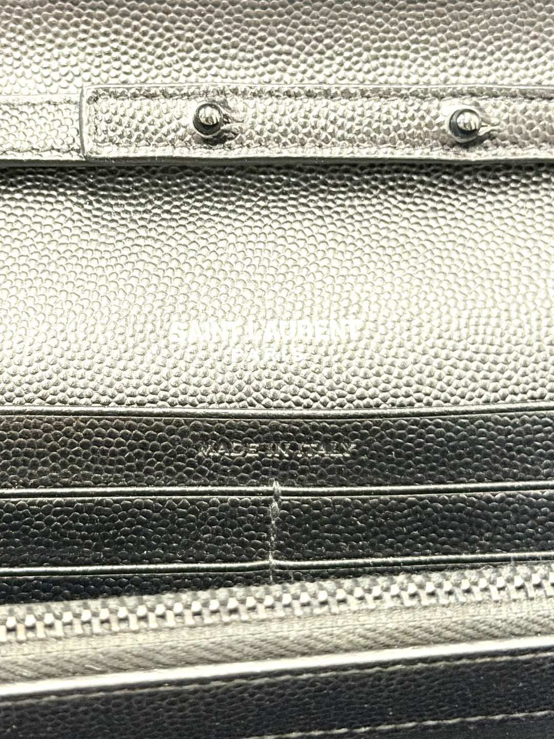 YVES SAINT LAURENT GRAIN DE POUDRE MATELASSE CHEVRON MONOCHROME ENVELOPE CHAIN WALLET