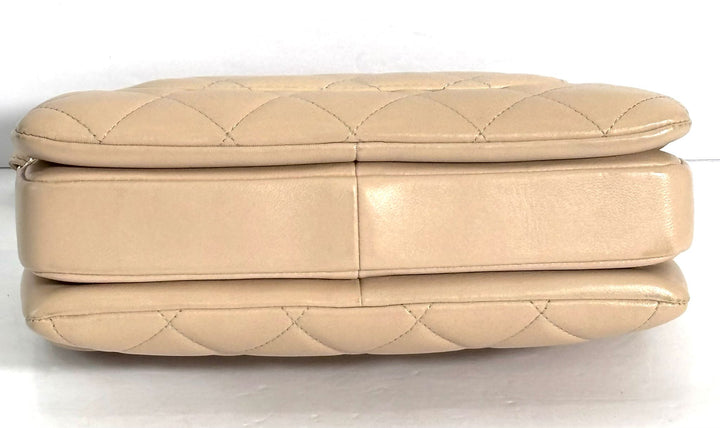 CHANEL QUILTED LEATHER SMALL CC FLAP BAG