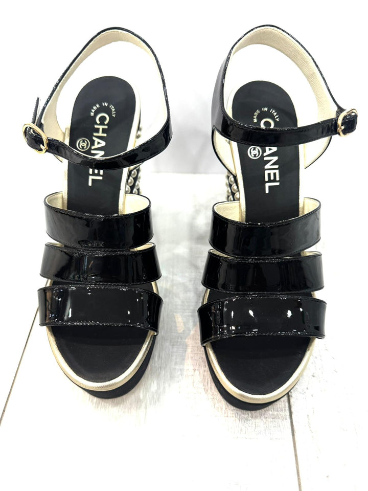 CHANEL CALFSKIN GROSGRAIN PEARL CC WEDGE SANDALS