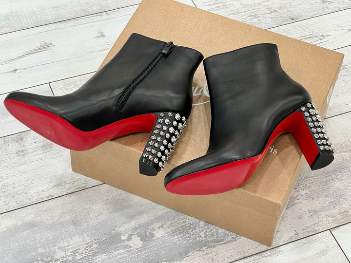 CHRISTIAN LOUBOUTIN SUZI FOLK ANKLE BOOTS
