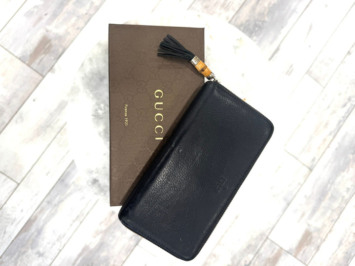 GUCCI WALLET WITH BAMBOO TASSEL
