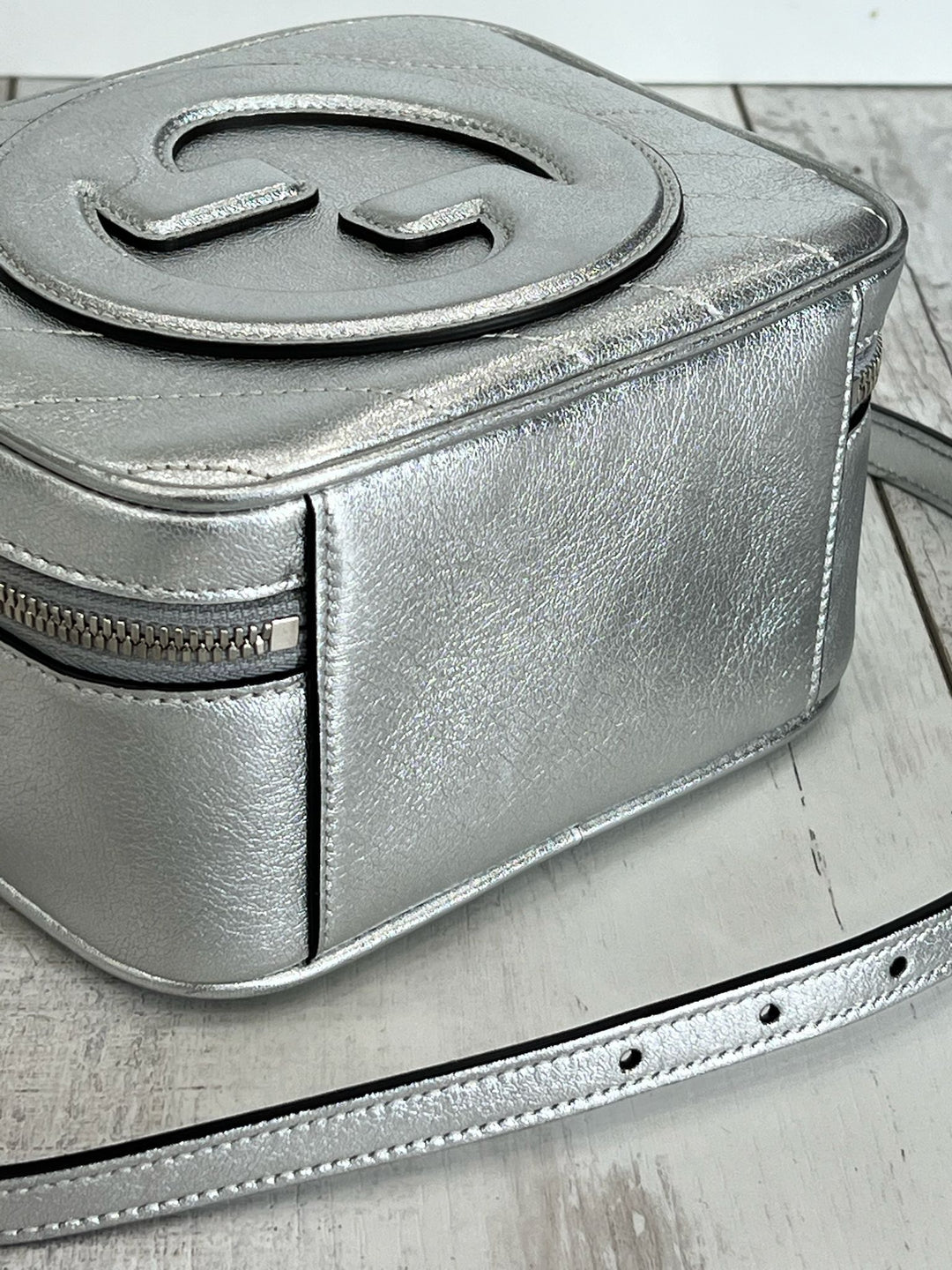 GUCCI BLONDIE METALLIC CALFSKIN LEATHER TOP HANDLE BAG