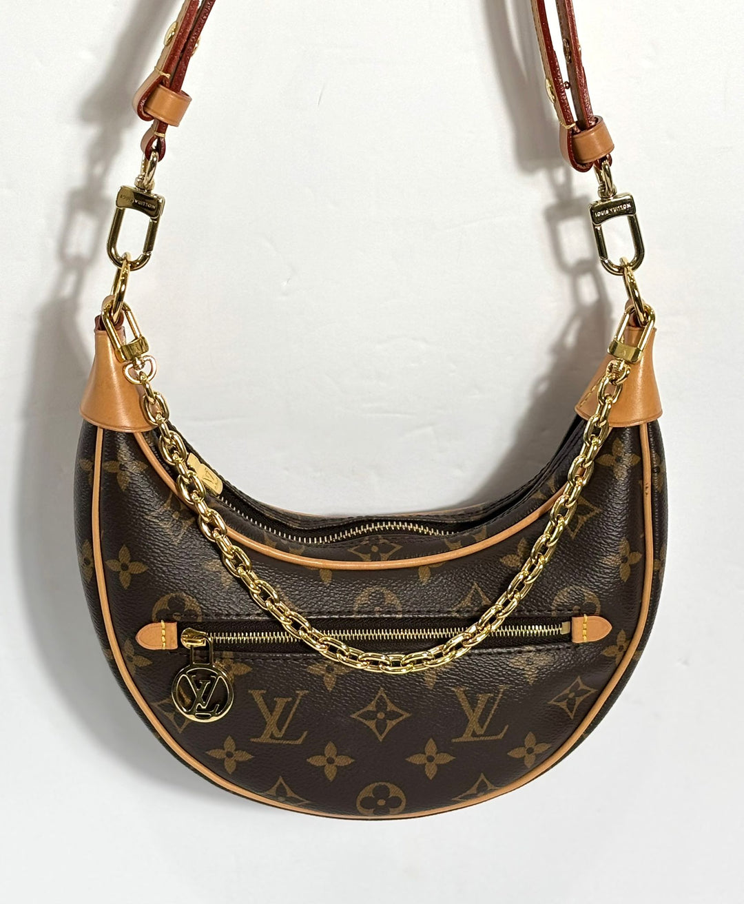 LOUIS VUITTON MONOGRAM CANVAS LOOP BAG