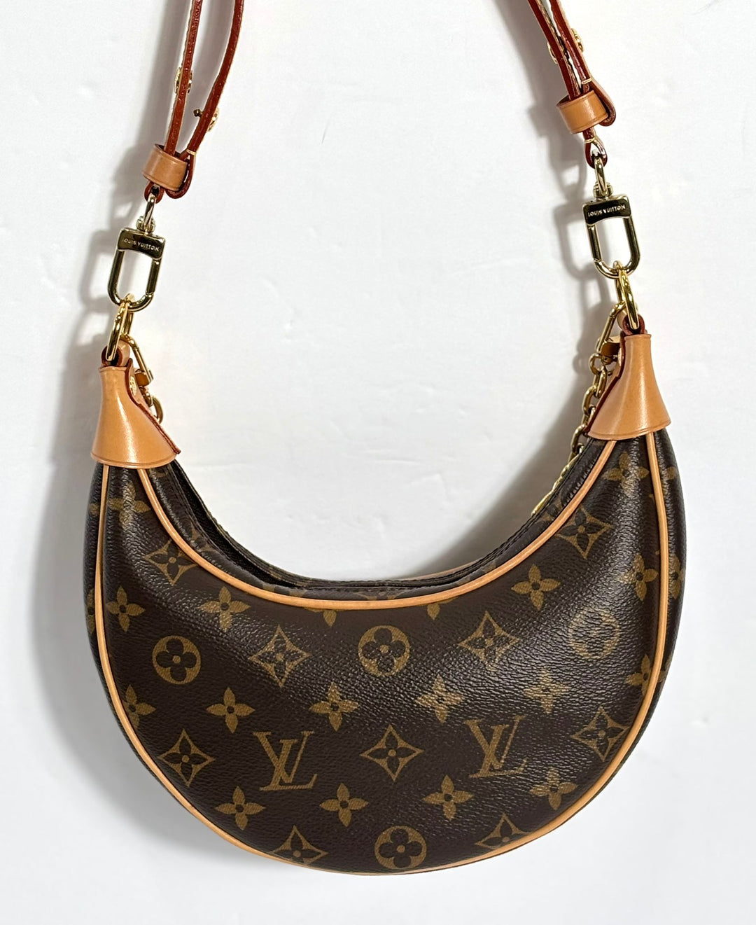 LOUIS VUITTON MONOGRAM CANVAS LOOP BAG