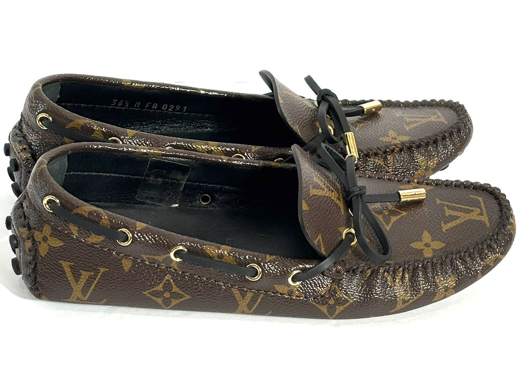 LOUIS VUITTON GLORIA FLAT LOAFERS