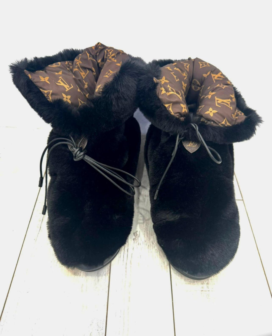 LOUIS VUITTON MONOGRAM MINK SLIPPERS